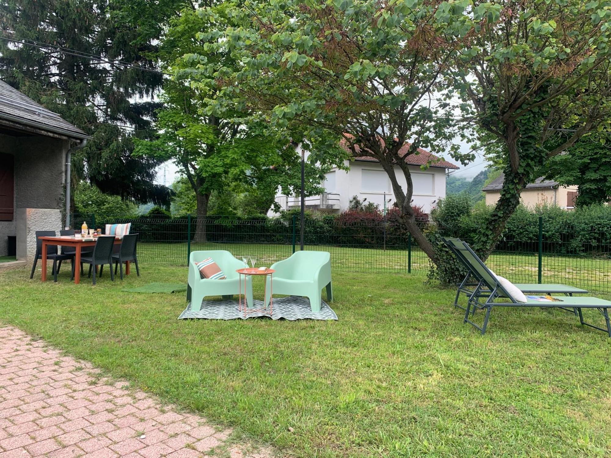 La Suite Unique - Le Jardin Sur Les Pyrenees- Vue Panoramique Montagne -Jardin Cloture Prive De 100M2-Parking-Linge De Lit Et Serviettes Compris- Bielle Eksteriør bilde
